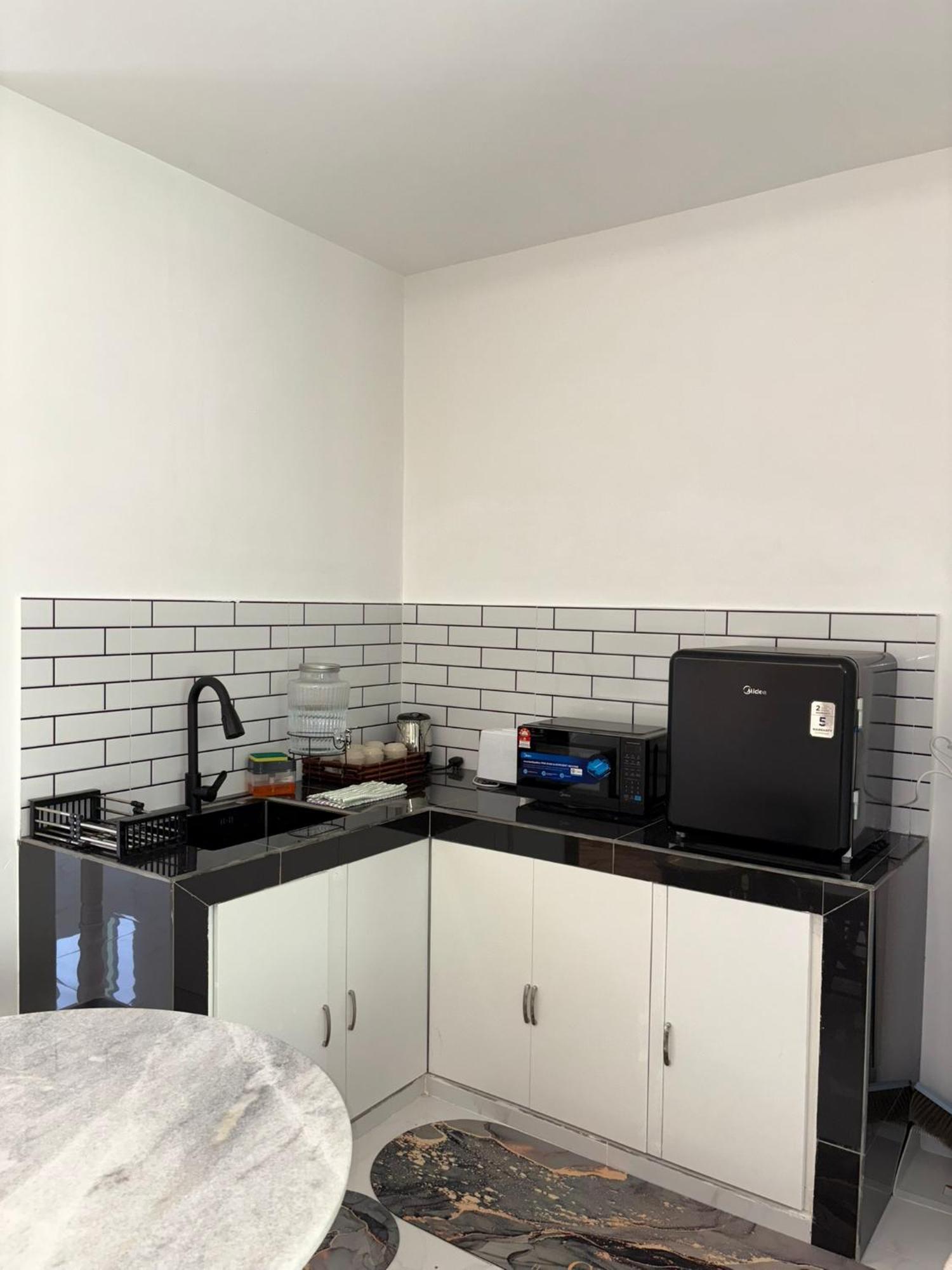 Eleven25 Roomstay ดันกัน ภายนอก รูปภาพ